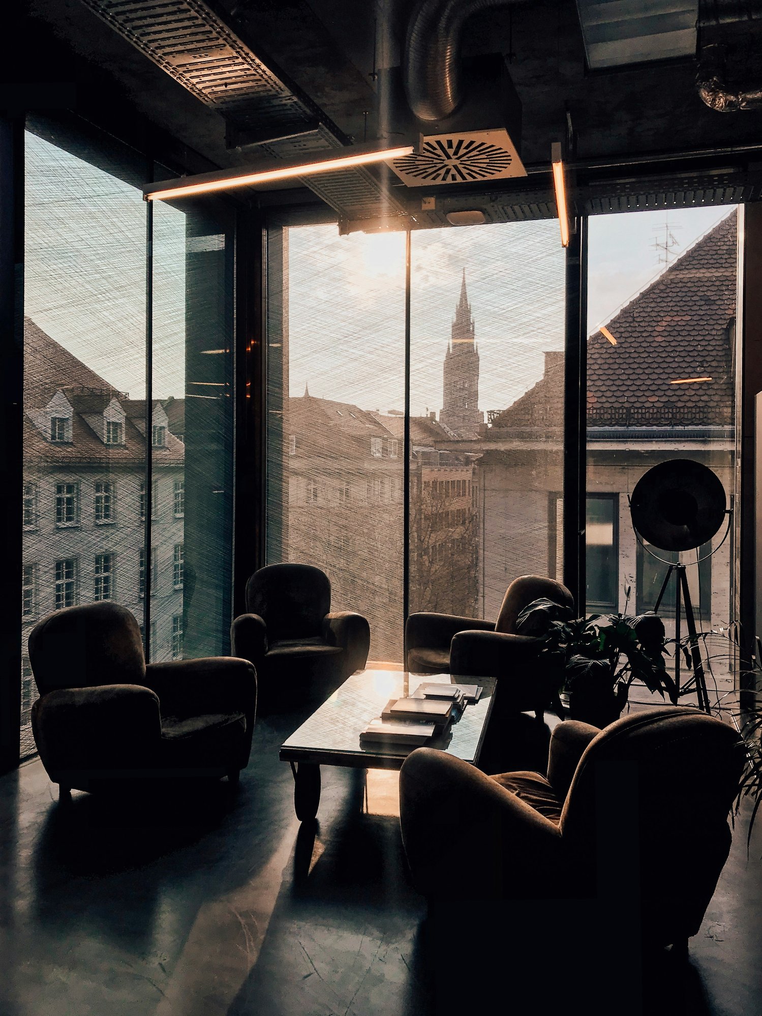 Conference Room..EU village..jan-antonin-kolar--pJMS_fbwSc-unsplash Conference Room..EU village..jan-antonin-kolar--pJMS_fbwSc-unsplash
